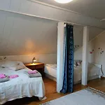 Villa Rollo - Spacious With Sauna Near Center *