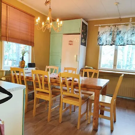 Rollo - Spacious With Sauna Near Center *