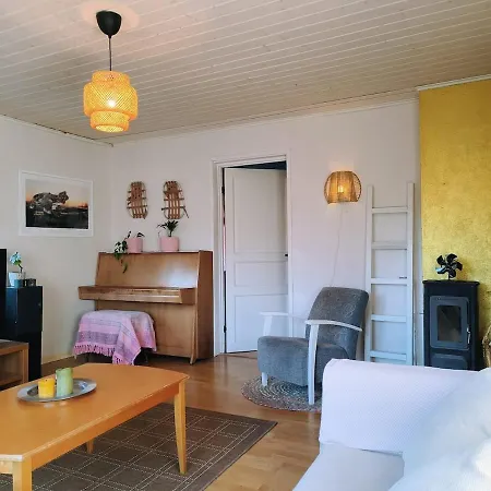 Rollo - Spacious With Sauna Near Center فيلة روفانييمي